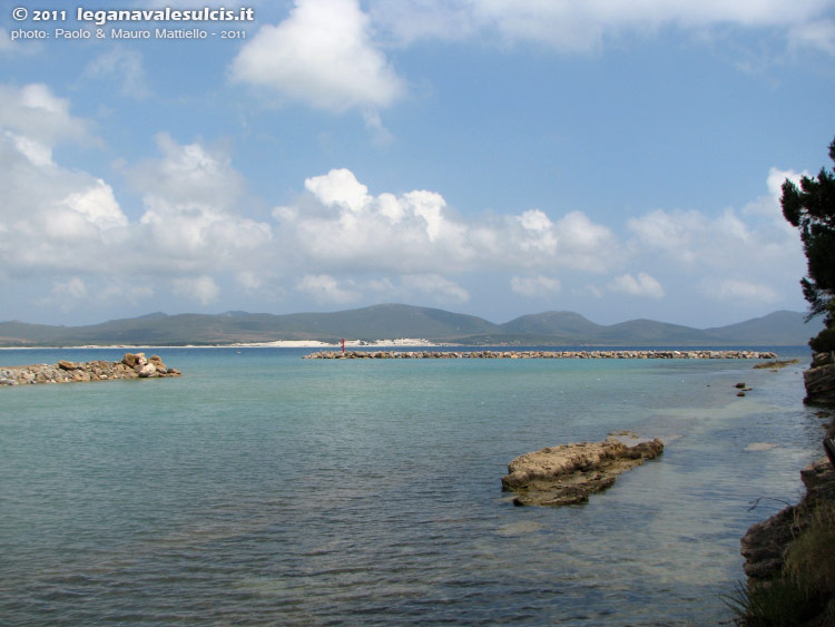 Porto Pino - lavori canale - 08.06.2011
