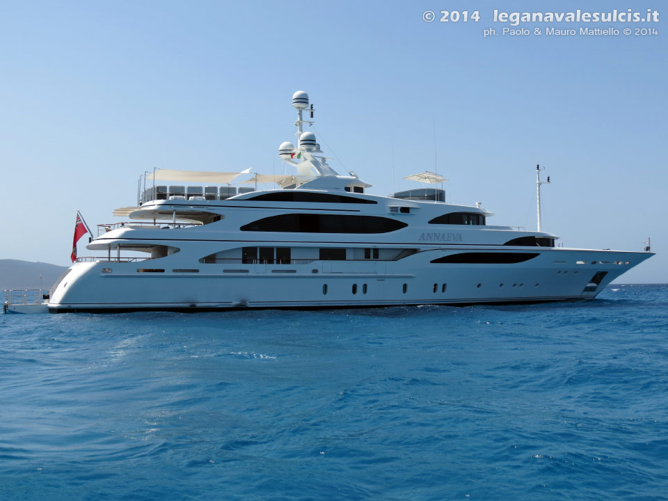 LNI Sulcis - Luglio 2014,yacht a Porto Pino
