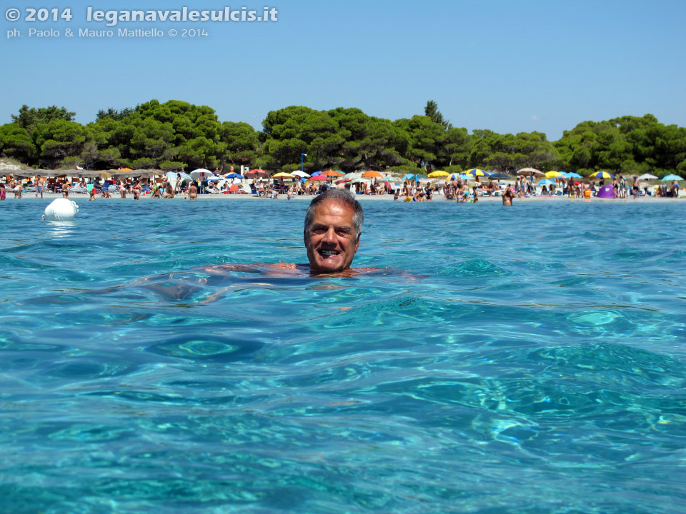 LNI Sulcis - Luglio 2014,spiaggia di Porto Pino, amico milanese
