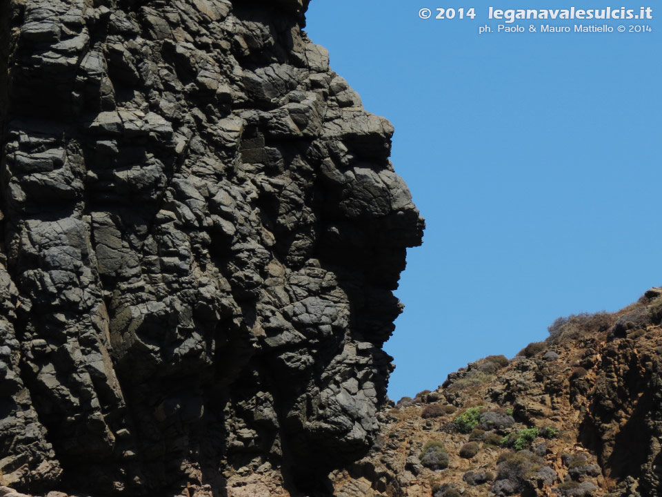 LNI Sulcis - Agosto 2014,rocce di Punta di Cala Piombo
