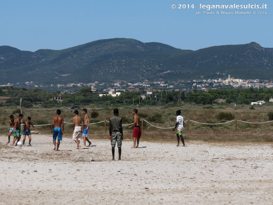 LNI Sulcis - Agosto 2014,Porto Pino e S.Anna Arresi sullo sfondo
