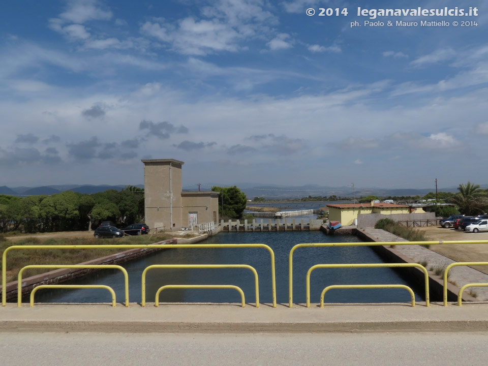 LNI Sulcis - Agosto 2014,canale di Porto Pino, edificio dell'idrovora e peschiera
