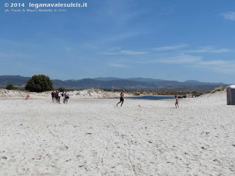 LNI Sulcis - Agosto 2014,Porto Pino, seconda spiaggia                
