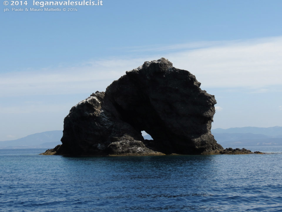 LNI Sulcis - Agosto 2014,Scoglio Il Vitello (S.Antioco)
