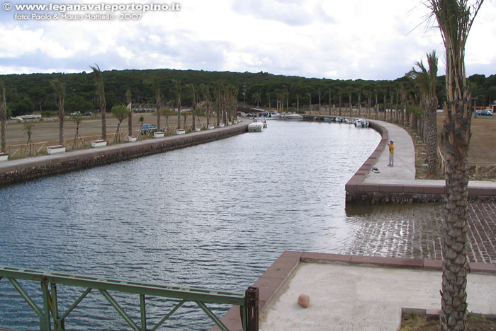 Porto Pino - Canale - Nuovo scivolo, 2007