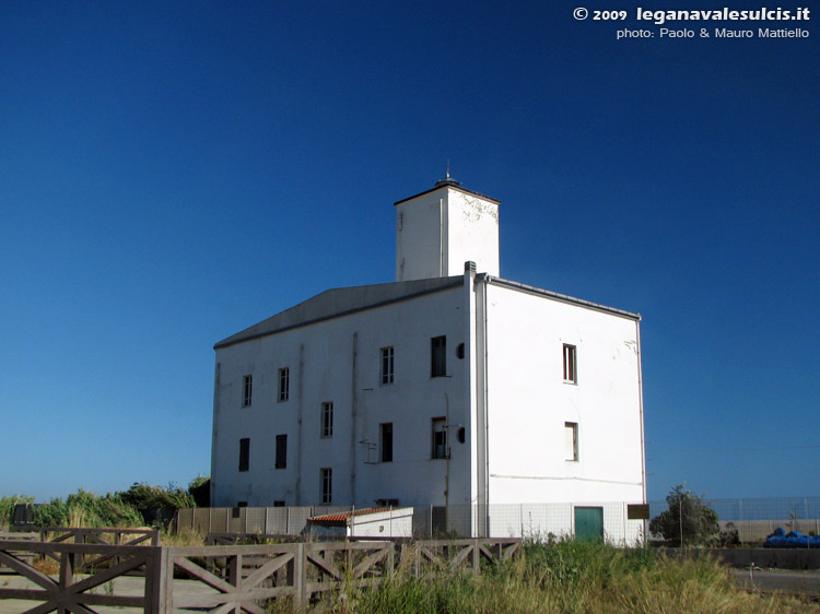 S.Antioco: faro