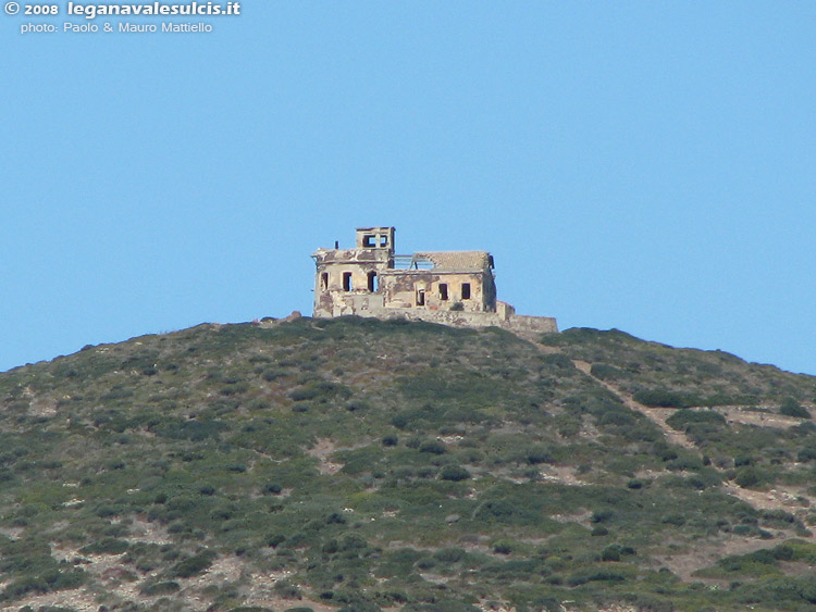 Ex Semaforo visto dalla strada per arrivarci