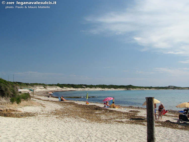 Calasetta - Spiaggia grande (della tonnara, o
terza spiaggia)