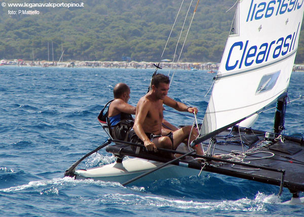 Ancora Antonello e Salvatore. Il comitato di regata li ha protestati per una boa toccata durante la prima giornata