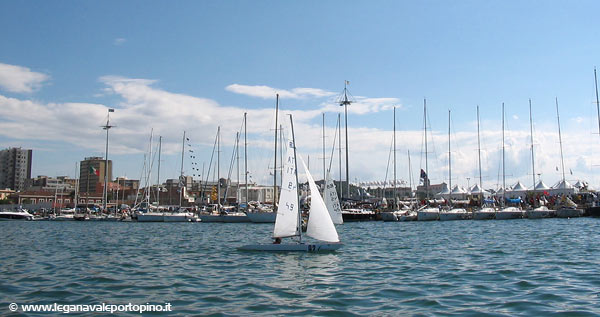 Tiscali Cup 2004Faranno la regata nella sez.agonistica